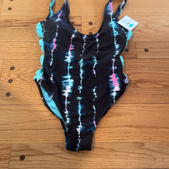 Cyn & Luca tie dye one piece size Large - Picture 4 of 10